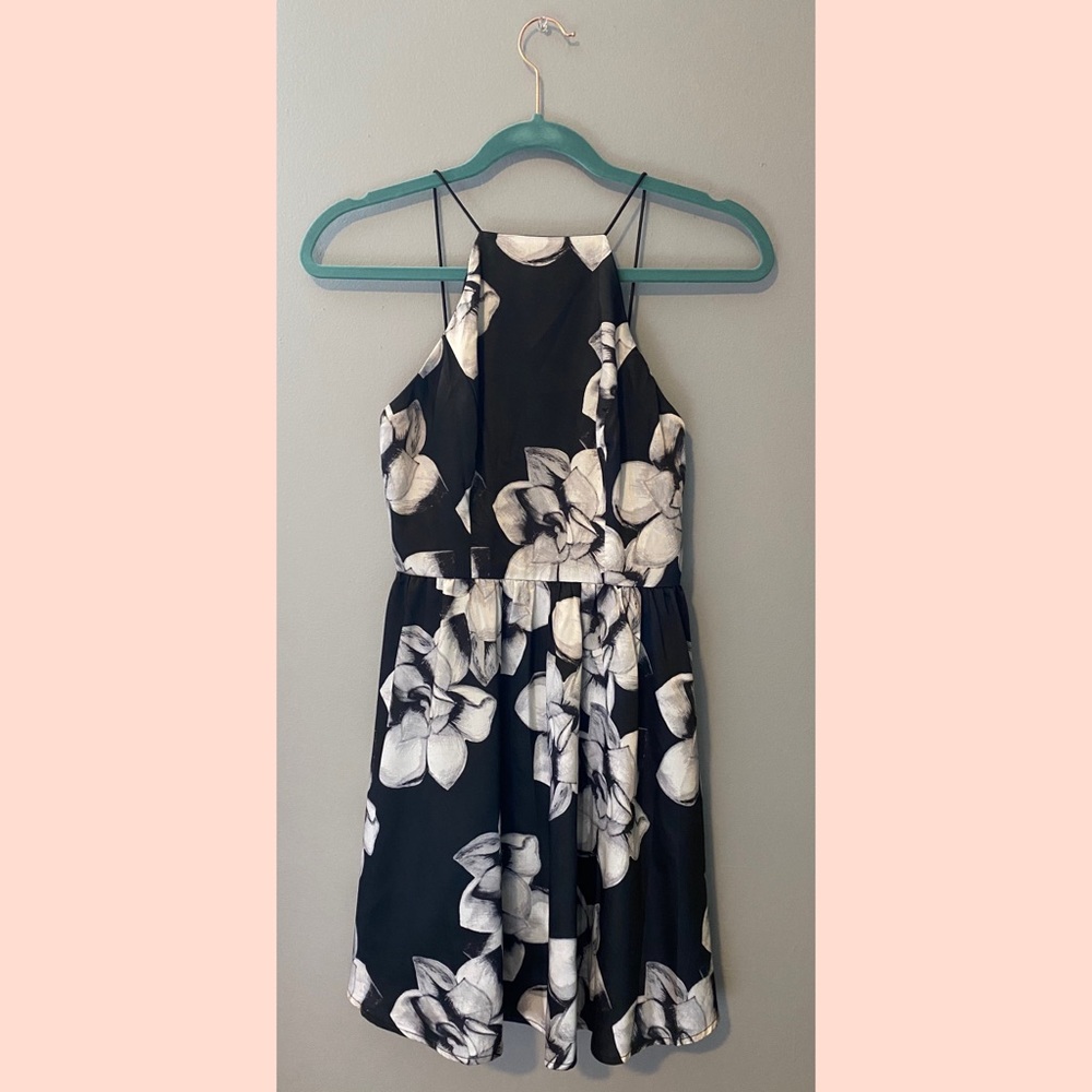 TOBI Black & White Skater Dress 🖤🤍